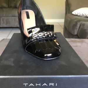 Tahari Shoes